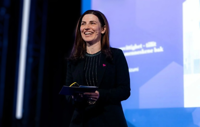 TECH skal du ha! – Slik tar du grep om AI før det tar grep om deg